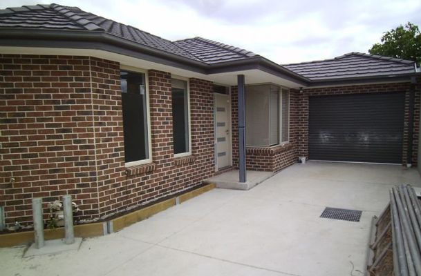 2 / 23 Bungay Street, Fawkner