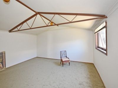 239 Allingham Street, Kangaroo Flat