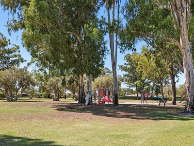 52 Shillington Way, Thornlie