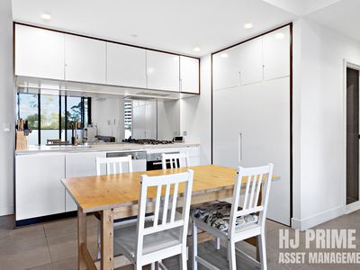 building l 252 / 2 Morton Street, Parramatta