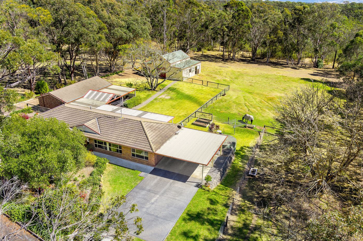 60 MacArthur Drive, WILTON