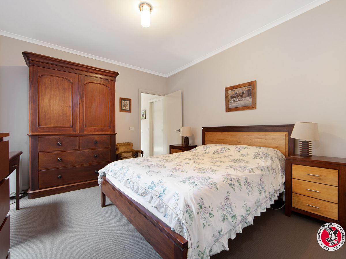 8 Angle Street, Broulee FraserGray Real Estate