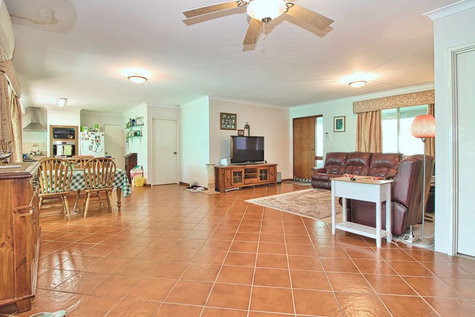 98 Riverlands Drive , Stake Hill