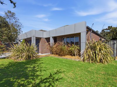 4B James Court, Sale