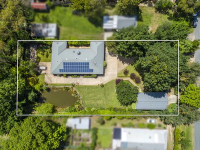 10 Ferrier Street, Mount Macedon