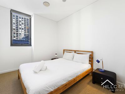 908/11 Wentworth Place, Wentworth Point