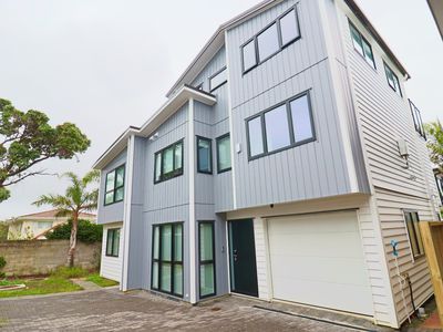 14A Gulf Crest, Bucklands Beach