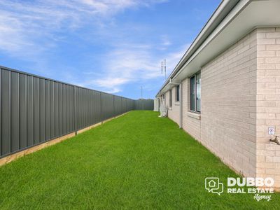 57 Saint Brigids Circuit, Dubbo