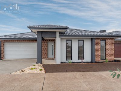 17 Bombala Crescent, Craigieburn