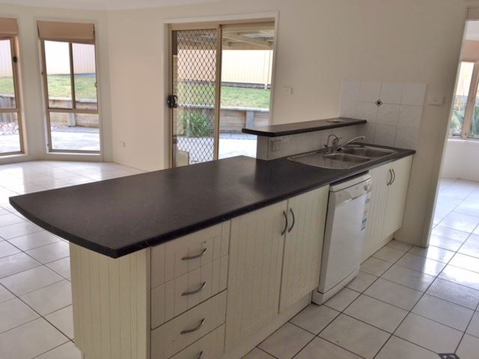 15 Royal Mantle Drive, Ulladulla