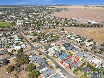 5 Matthews Court, Horsham