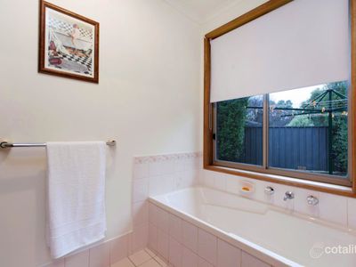 10 Bendigo Close, Trott Park