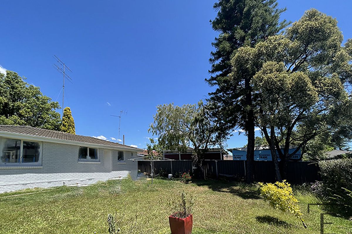 11 Annett Street, Emu Plains