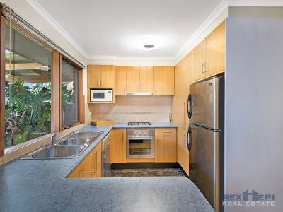 30 Narellan Drive, Hampton Park
