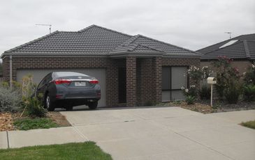 8 Brownfield Drive, Officer