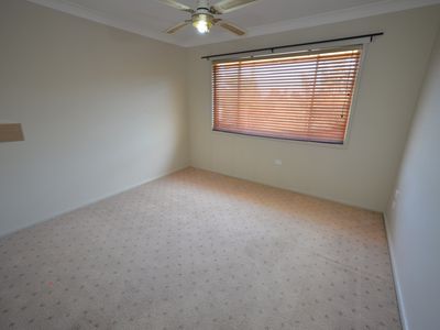 83 High Street, Parkes