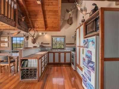 54 Thiessen Crescent, Miena