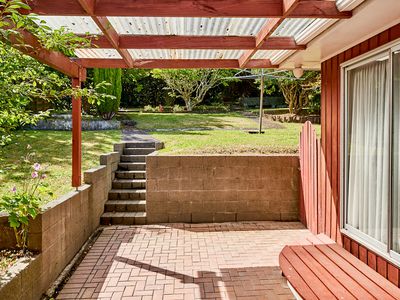 73 Taylor Terrace, Tawa