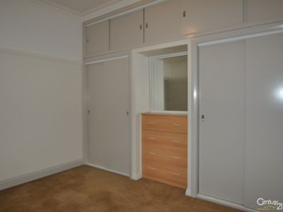 215  Fitzroy Street, Dubbo