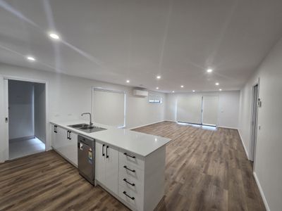26 Corbet Street, Weir Views