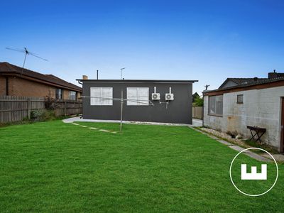 10 Lacebark Street, Doveton