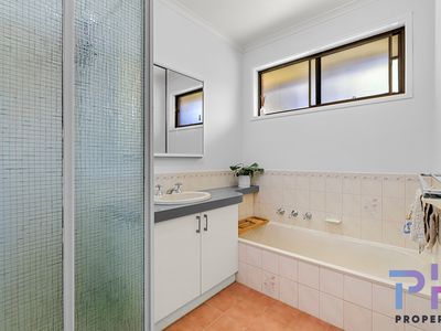 2 / 50 Marnie Road, Kennington