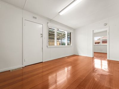 991  Heatherton Road, Springvale