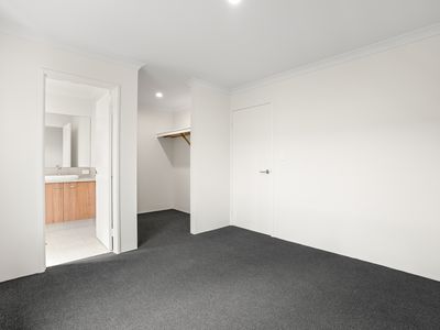 16 Minjary Loop, Baldivis