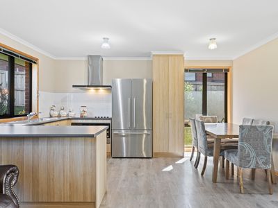 66 Huntingfield Avenue, Huntingfield