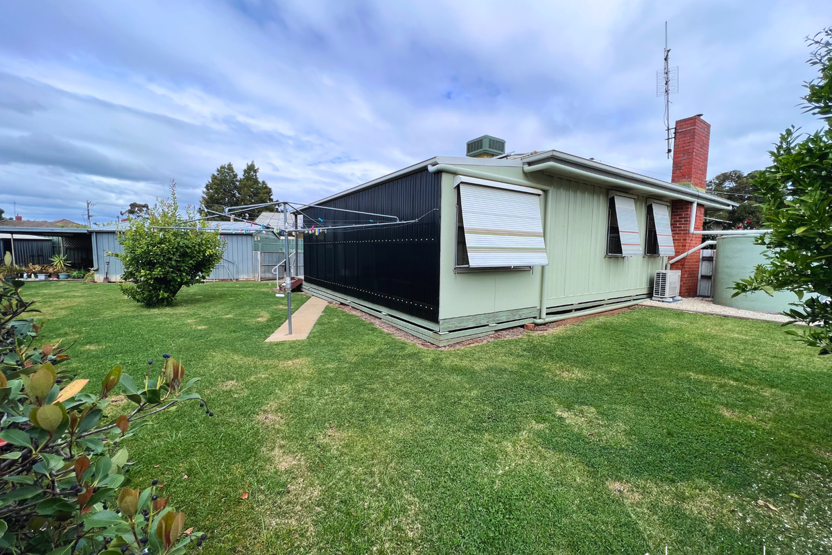 2 Pell Court, Kyabram