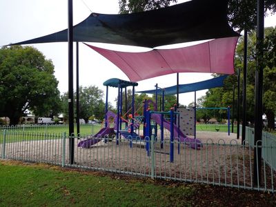 1A Lake View, East Victoria Park