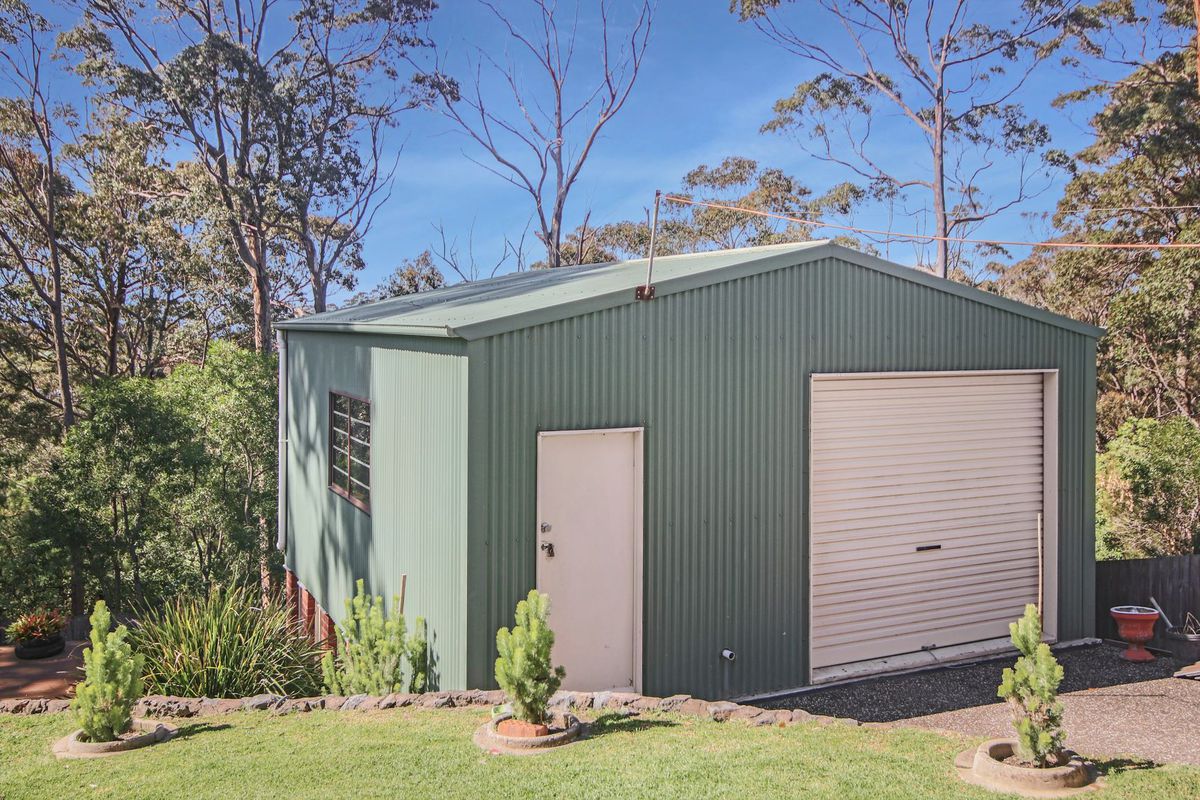 34 Hillcrest Avenue, North Narooma