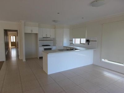 7 Merger Court, Lara