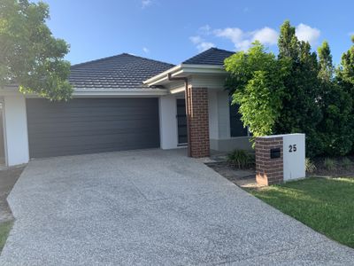 25 Bottle Brush Circuit, Coomera