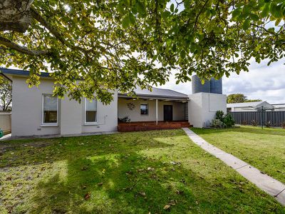 27 Main Street, Millicent