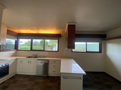 20 K Road, Werribee South