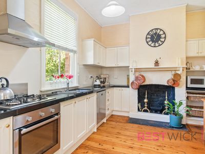 10 Blake Street, Millthorpe