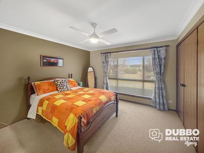 10 Beatrice Place, Dubbo