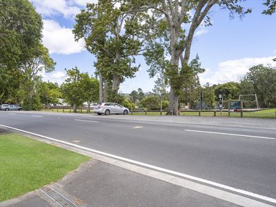 3/176 Henderson Valley Road, Henderson