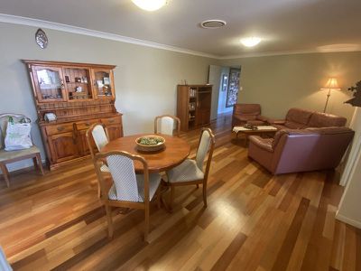 26 Hillview Parade, Kingaroy