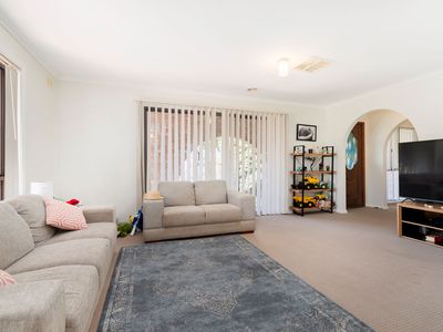 5 ANGUS AVENUE, Wodonga