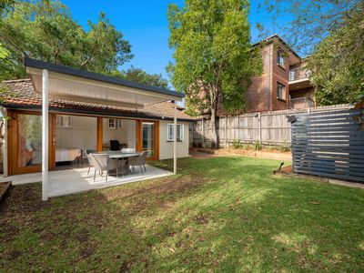 60 Lisson Grove, Wooloowin