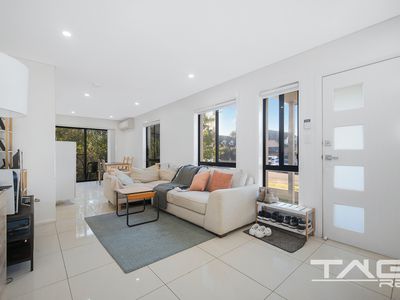 1 / 144 Adelaide Street, St Marys