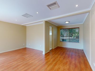 32 Stonehaven Avenue, Dubbo