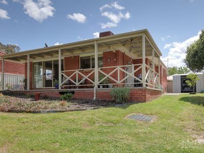 3 IRON CLOSE, Wodonga