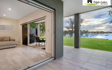 12 Gordon Avenue, Summerland Point