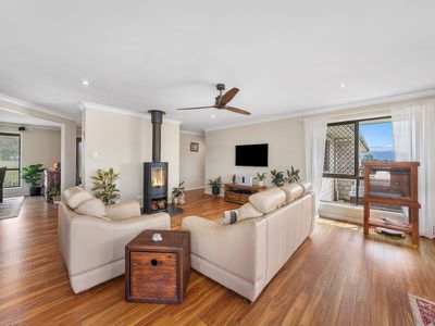 77 Katebridge Drive , Mount Archer