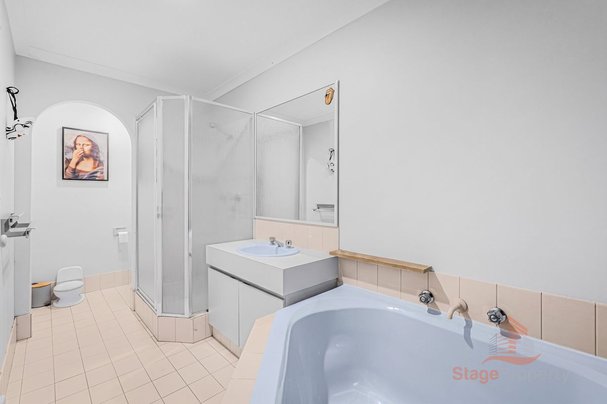 33 Taronga Drive, Kelmscott