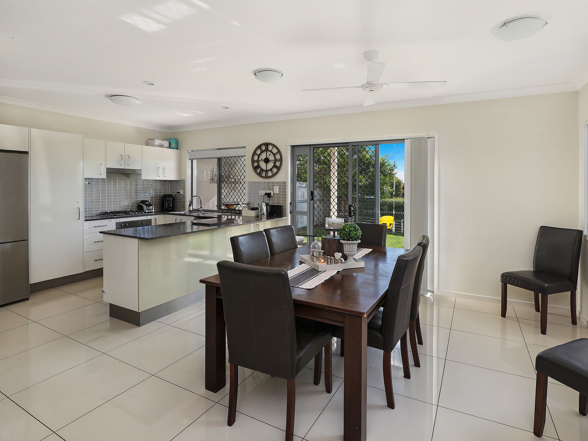13 / 14 Photinia Crescent, Mountain Creek