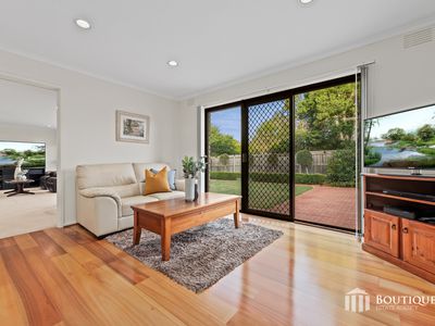 15 Dorset Road, Dandenong North